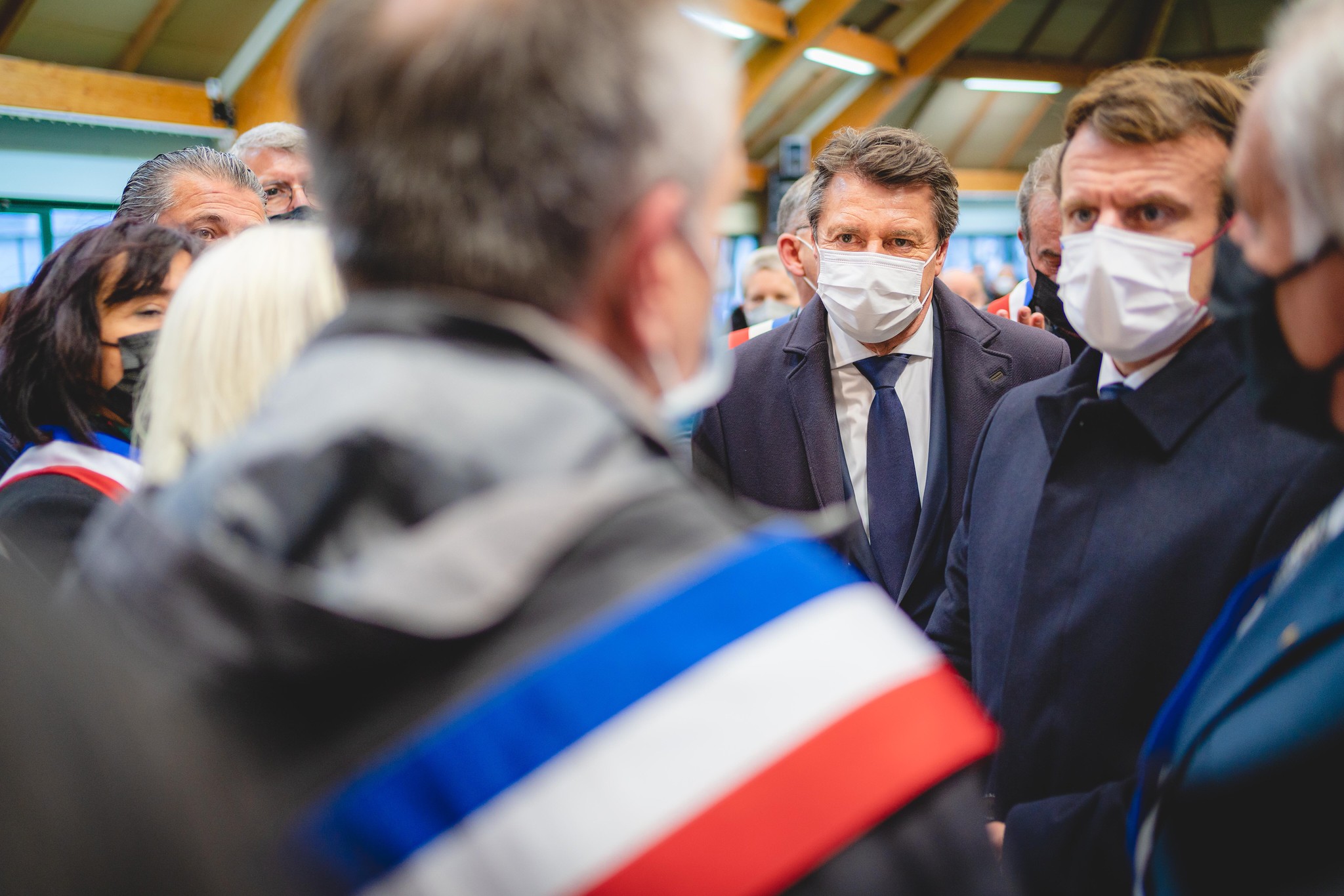 Déplacement du Président de la République Emmanuel Macron à Nice et Tende — photo 3